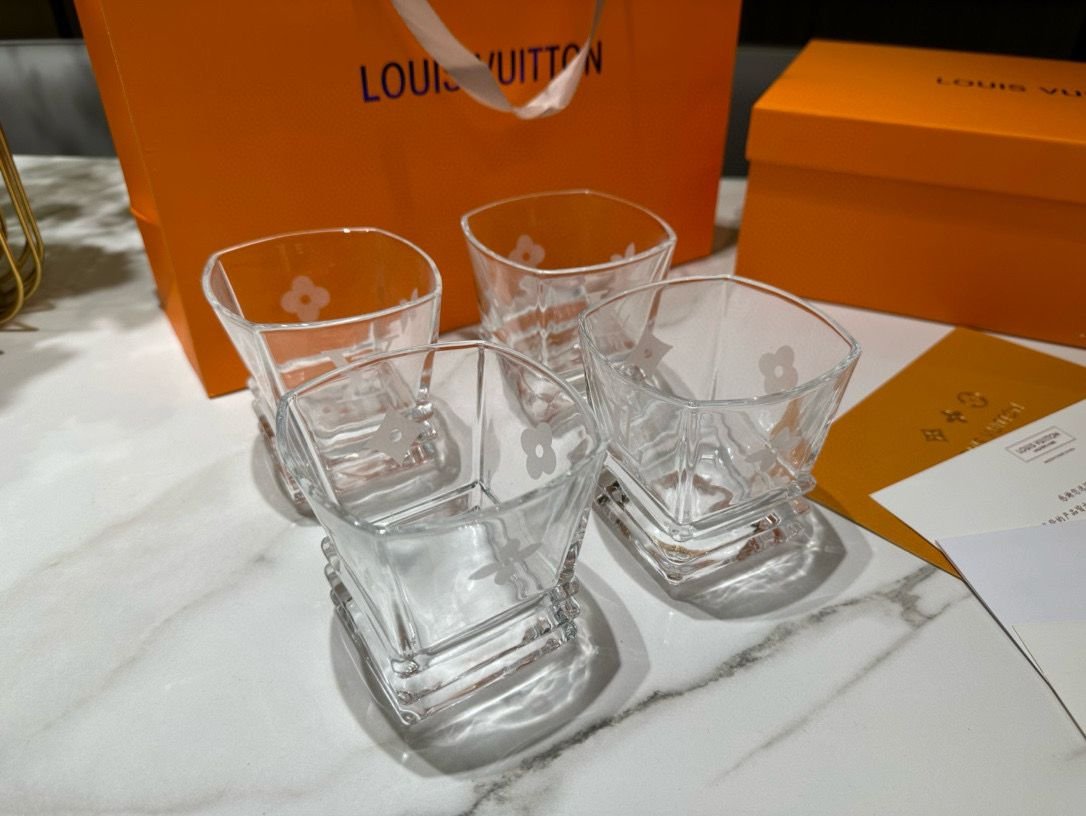 Louis Vuitton LV  Water cups set of four transparent cups. - Louis Vuitton Cups | Aleppo Gift UAE